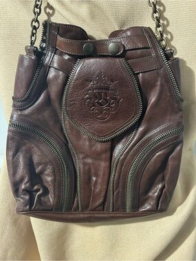 Embroidered Crest Brown Leather Shoulder Bag